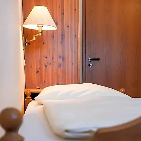 Fruehstueckspension Christinenhof Bed & Breakfast 3*