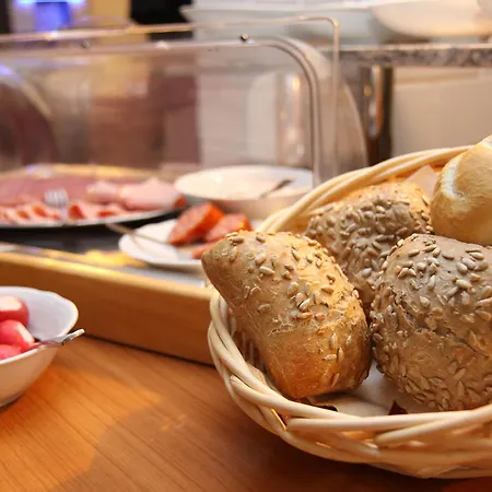 Oda ve Kahvaltı Fruehstueckspension Christinenhof Dreieich