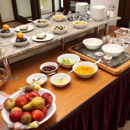 Bed & Breakfast Fruehstueckspension Christinenhof 3*
