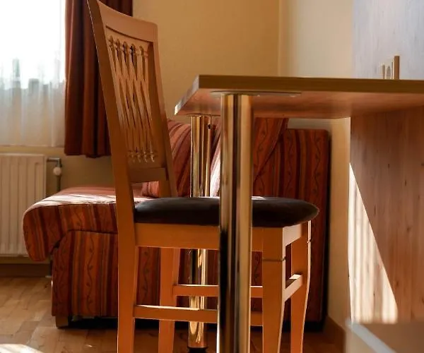 Fruehstueckspension Christinenhof Bed & Breakfast